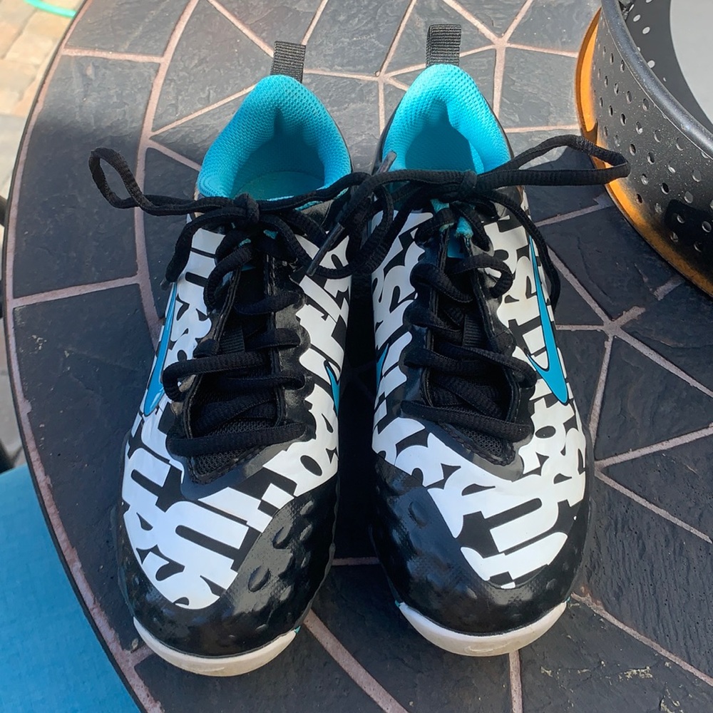 Nike youth cleats size 1